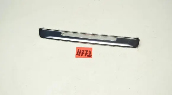 Volvo XC60 Radio/GPS head unit trim 30755359