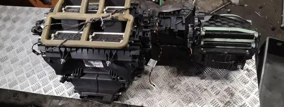 BMW 3 F30 F35 F31 Interior heater climate box assembly 24540010