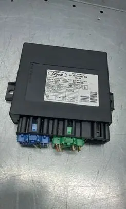 Ford Focus Comfort/convenience module
