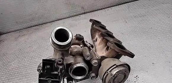 Volkswagen Jetta V Turbo 4937301004