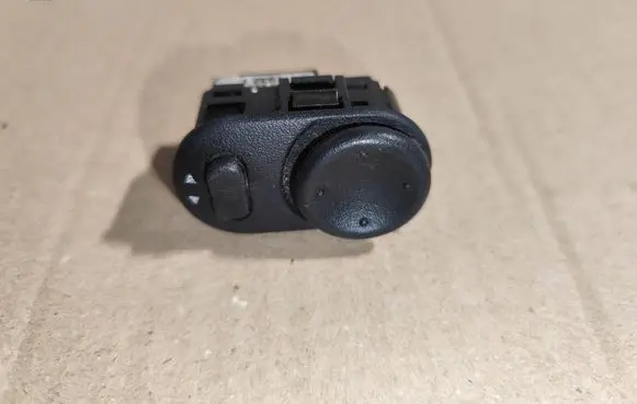 Opel Zafira A Wing mirror switch 09226861 1932