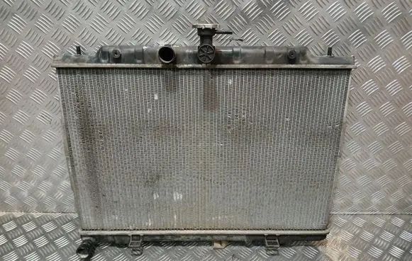 Nissan X-Trail T31 Coolant radiator