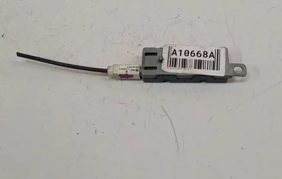 Volkswagen PASSAT B6 Antenna control unit 3C9035552
