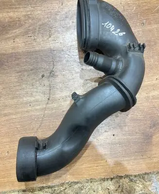 BMW 7 E65 E66 Turbo air intake inlet pipe/hose 7794172