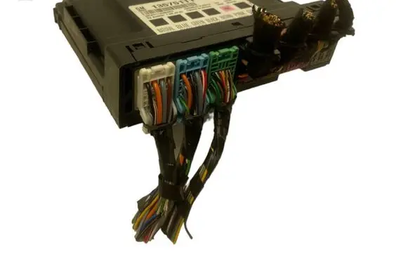 Opel Insignia A Comfort/convenience module 13575111