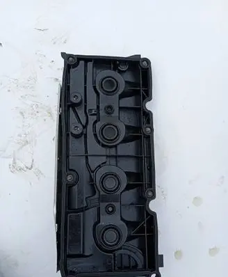 Opel Zafira C Rocker cam cover 03L103469S