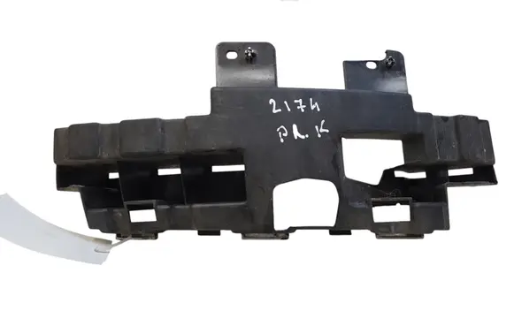Ford Focus C-MAX Front bumper mounting bracket 3M5117E856