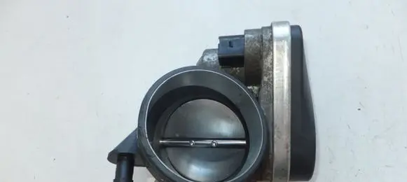 BMW 5 E60 E61 Throttle valve 7516946 13547516946