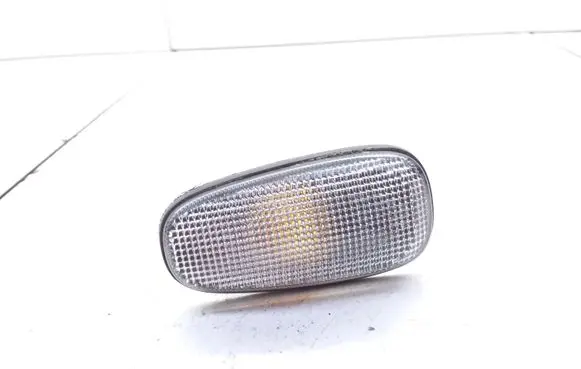 Opel Astra G Front fender indicator light 90560403