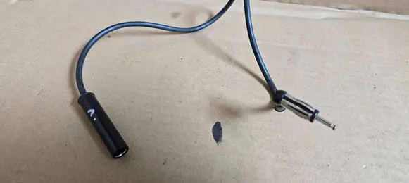 Suzuki Ignis Radio antenna 3927175F00
