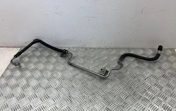 BMW 5 E60 E61 Engine coolant pipe/hose 6767418