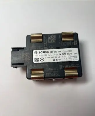Mercedes-Benz C W205 Distronic sensor radar A0009058913 39R15832 0203303790
