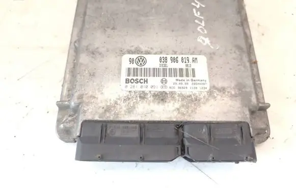Volkswagen Golf IV Engine control unit/module 038906019AM 0281010091