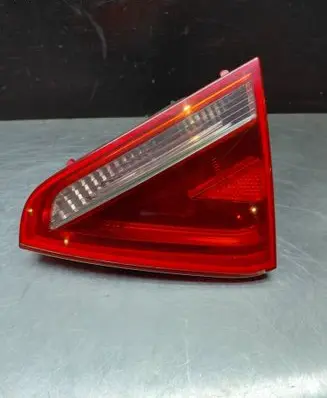 Audi A5 8T 8F Tailgate rear/tail lights 8T0945094