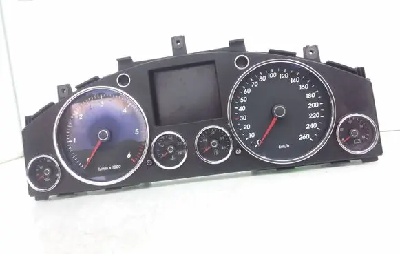 Volkswagen Touareg I Speedometer (instrument cluster) 7L6920880M 0263654017