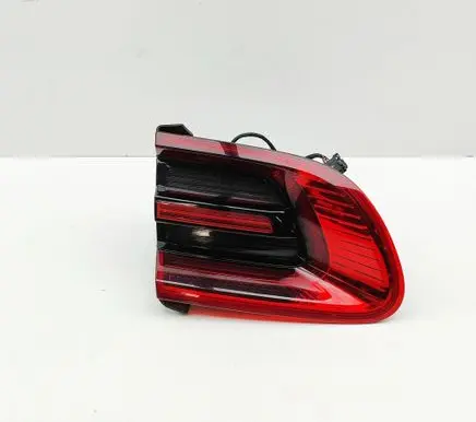 Porsche Macan (95B) Tailgate rear/tail lights 95B945093F