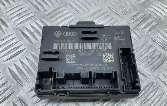 Audi A1 Door control unit/module 8X0959792K