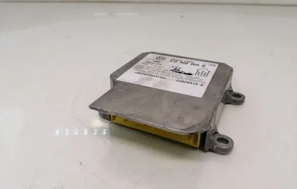 Volkswagen PASSAT B5.5 Airbag control unit/module 1C0909605B 5WK43124