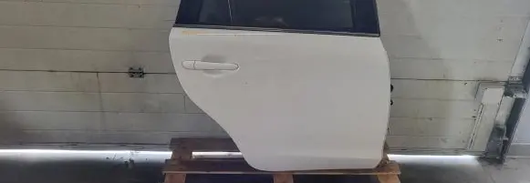 Mazda 6 Rear door