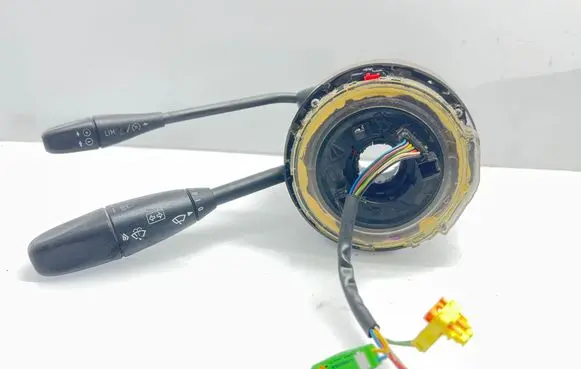 Mercedes-Benz E W211 Wiper turn signal indicator stalk/switch A1714640518