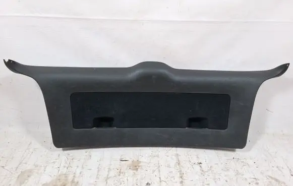 Volkswagen PASSAT B5 Tailgate/boot lid cover trim 3B9867601