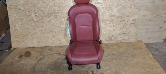 KIA Stinger Front passenger seat 