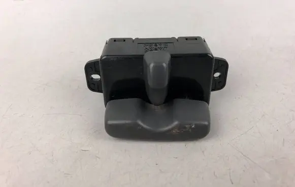 Subaru Tribeca Seat control switch 