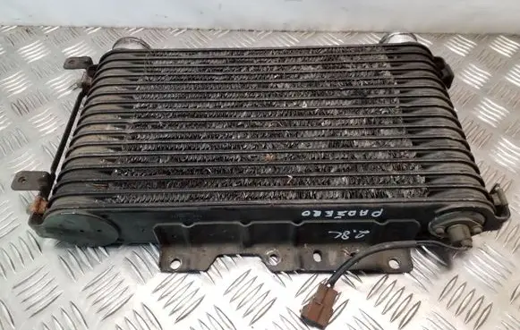 Mitsubishi Pajero Intercooler radiator 1271000421