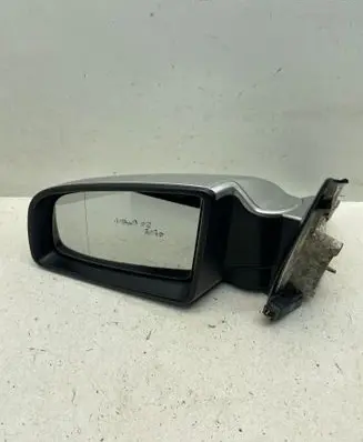 Opel Omega B2 Front door electric wing mirror E1010618