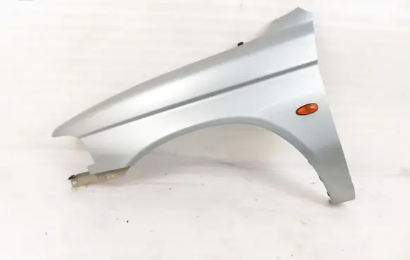 Mitsubishi Pajero Fender