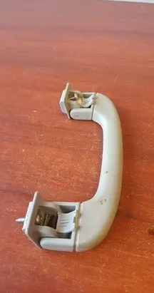 BMW 1 E81 E87 Front interior roof grab handle 9143516