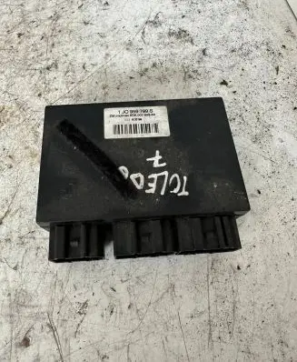 Seat Toledo II (1M) Comfort/convenience module 1j0959799s