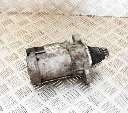 Audi A1 Starter motor 4280008852 02M911024J