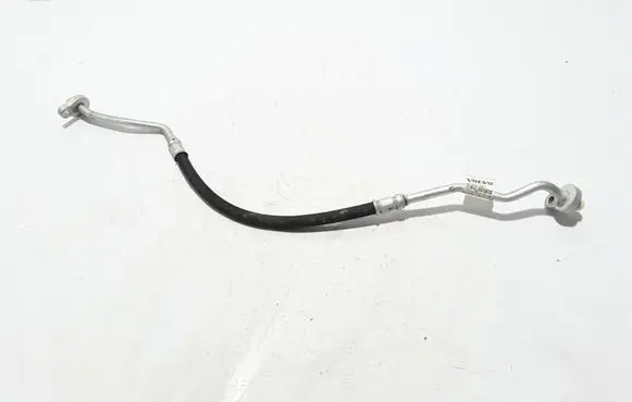 Volvo V60 Air conditioning (A/C) pipe/hose 32226282