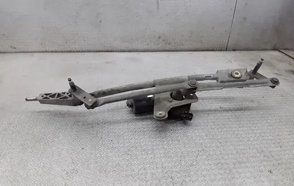 Volvo XC70 Front wiper linkage and motor 09151848