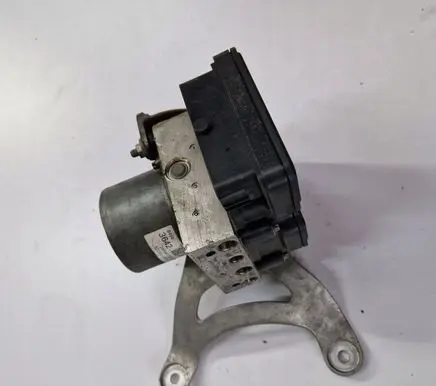 Opel Insignia B ABS Pump 84663642