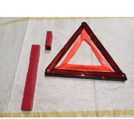 Porsche Cayenne (92A) Emergency warning sign 8K0860251