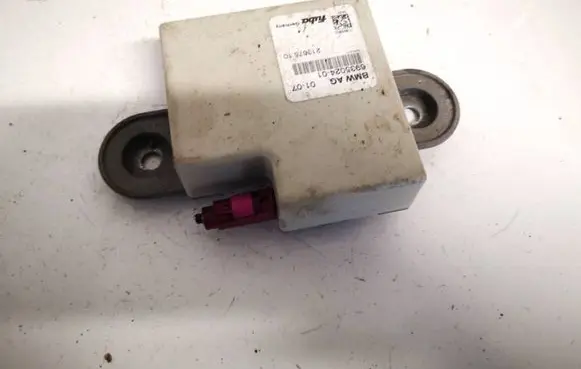 BMW 5 E60 E61 Antenna control unit 693502401 21367510