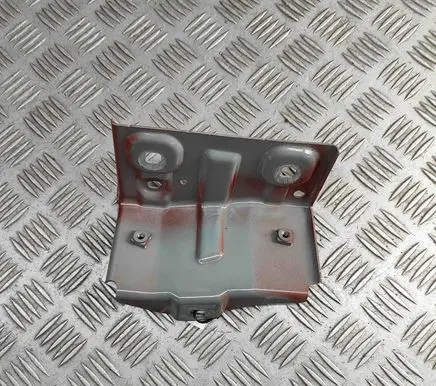Renault Austral Fender mounting bracket 663505305R