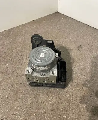 Volkswagen PASSAT CC ABS Pump 5Q0614517BK 10062534441 28515876063