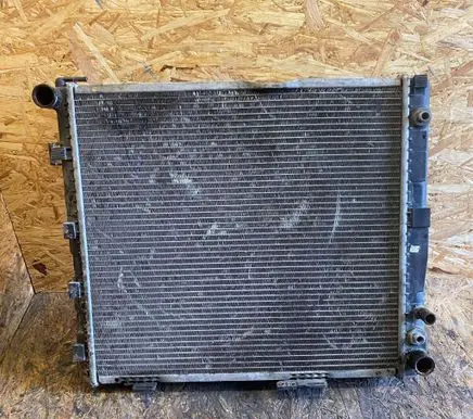 Mercedes-Benz E W124 Coolant radiator