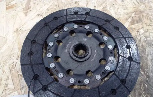 Hyundai Tucson JM Clutch pressure plate 324048710 LUK