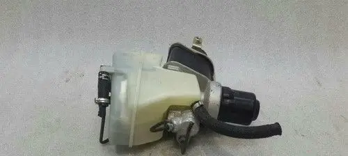 Mercedes-Benz SL R230 Master brake cylinder A0004300412