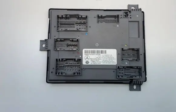 Mercedes-Benz C W206 Central body control module A2069001124 A2069028214 5DK01696887