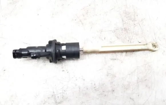 Peugeot 307 CC Clutch slave cylinder 9681686880