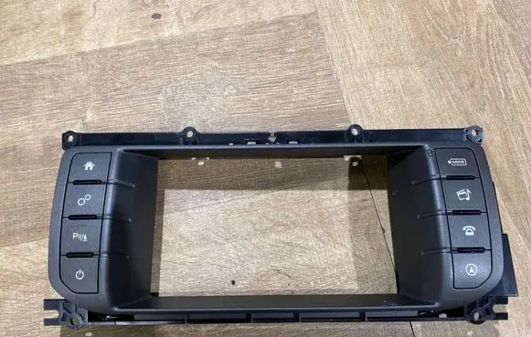 Land Rover Range Rover Evoque L538 Radio/GPS head unit trim GJ3219F211DB 18100403 FBYDA