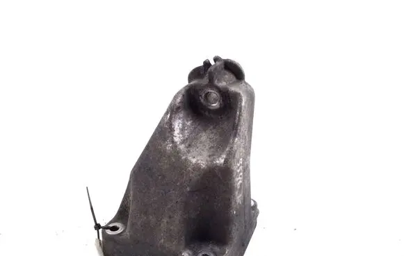 Mercedes-Benz S W221 Engine mounting bracket A6422230404