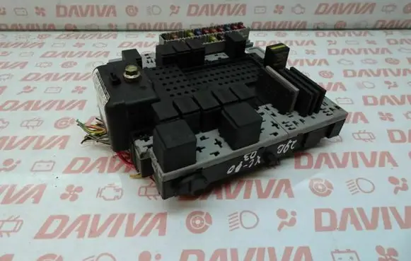 Volvo XC90 Fuse module 8622520