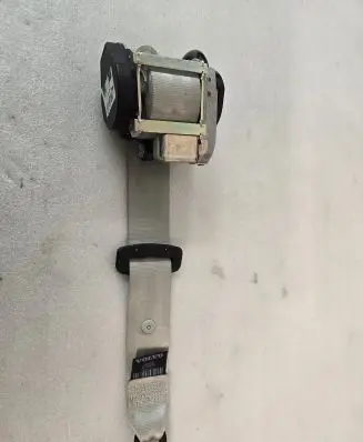 Volvo XC90 Third row seat belt 39842888
