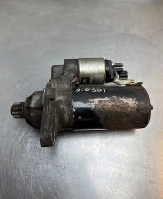 Volkswagen Caddy Starter motor 439305324